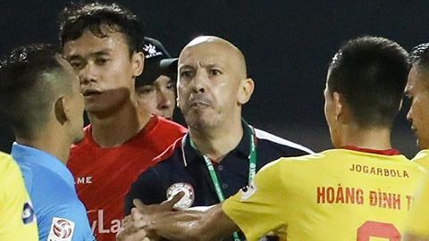 Trợ lý U23 Thái Lan thất vọng vì không được nhận huy chương SEA Games 31