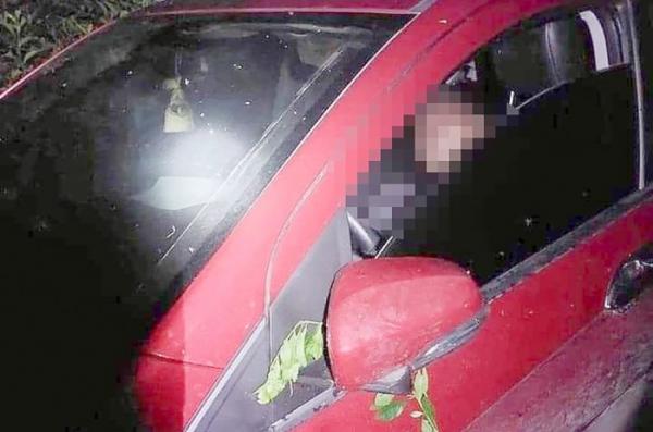 Tài xế t‌ử von‌g trong ô tô ở Nghệ An có dấu hiệu bị siế‌t c‌ổ