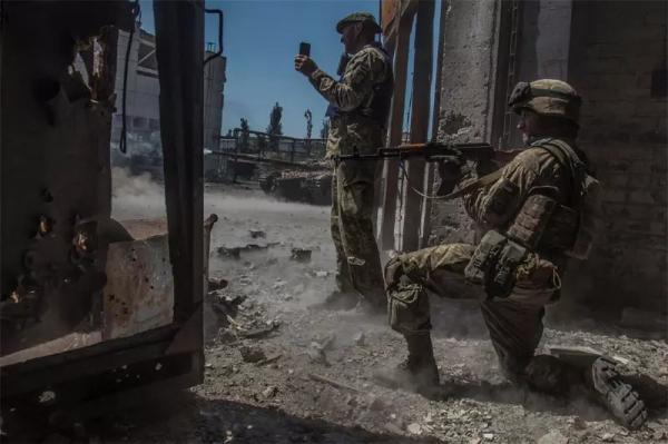 ở thành phố miền đông Ukraine, Kiev lệnh rút quân khỏi ’chảo lửa’ Severodonetsk