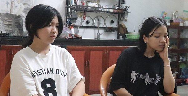 Thành tích đáng nể của hai chị em song sinh xứ Thanh mồ côi bố, cùng đậu trường chuyên Lam Sơn