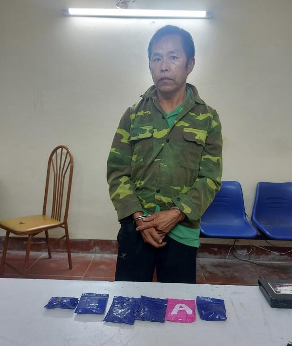 Bị bắt giữ khi mua hơn 1.100 viên m‌a tú‌y từ Điện Biên về Sơn La bán kiếm lời