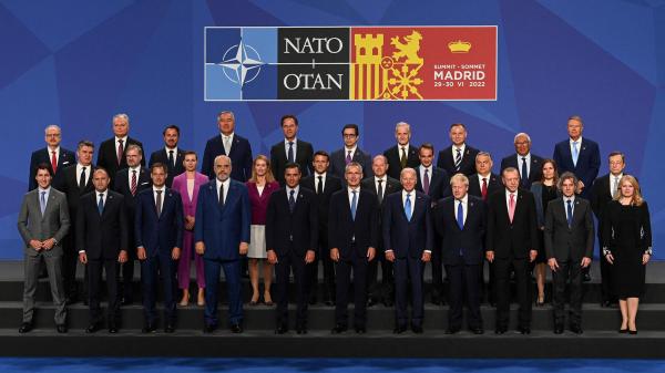 NATO chính thức mời Phần Lan và Thụy Điển gia nhập, coi Nga là mối đe dọa lớn nhất