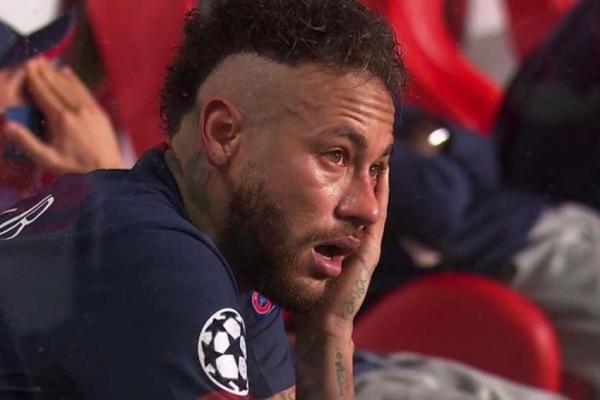 Neymar khóc nhiều nhất lịch sử bóng đá, Ronaldo, Messi trong Top 10