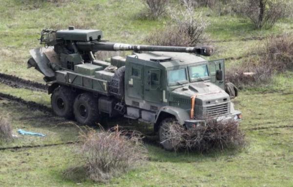 Pháo tự hành “Món quà của Chúa” - vũ khí giúp Ukraine giành lại đảo Rắn