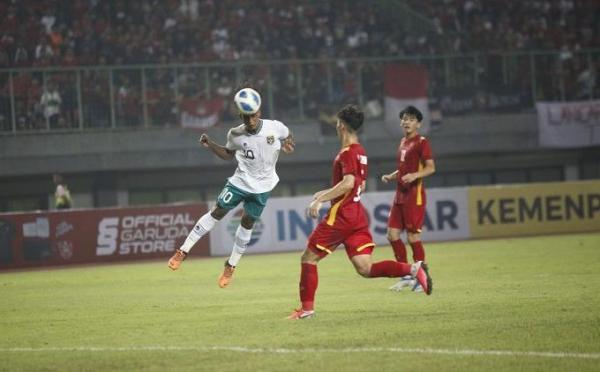 Để Indonesia cầm chân, U19 Việt Nam gặp thêm áp lực từ Thái Lan ở bảng đấu “tử thần”