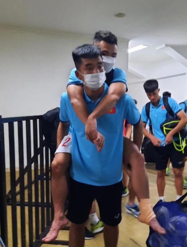 Ngôi sao U19 Việt Nam chấn thương, nghỉ trận gặp Philippines