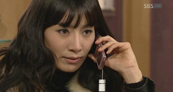 Seo Ye Ji và những ’tiểu tam’ cực kỳ manh động trên phim Hàn khiến khản giả ’sôi máu’