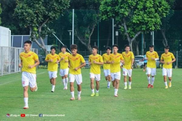 U19 Việt Nam nhận tin tích cực trước trận gặp Thái Lan