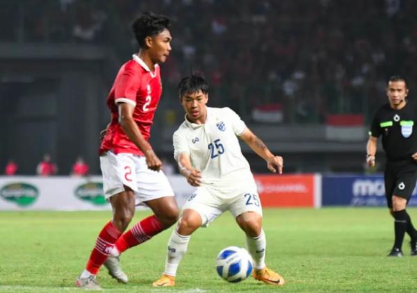 Thái Lan mất ngôi đầu bảng vào tay U19 Việt Nam