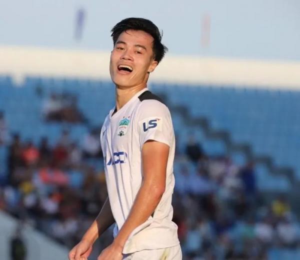 Danh tính cầu thủ của Hoàng Anh Gia Lai khiến nhiều “đại gia” V.League muốn có