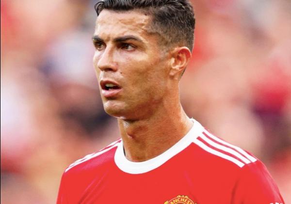 Man Utd chấp nhận yêu cầu của Ronaldo