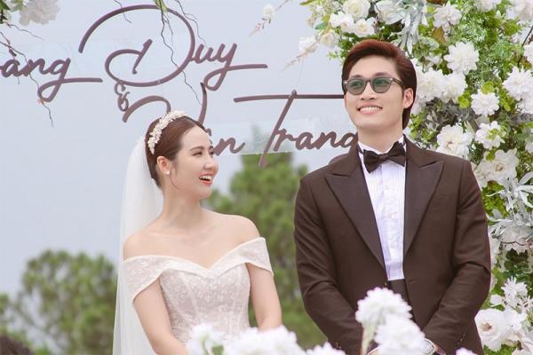 “Thương ngày nắng về”: Loạt ảnh hậu trường đám cưới Vân Trang - Duy đẹp mê ly