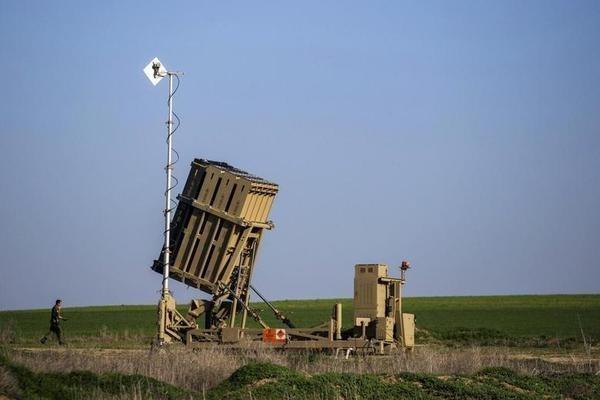 Israel kích hoạt Vòm Sắt giữa xung đột tại Dải Gaza