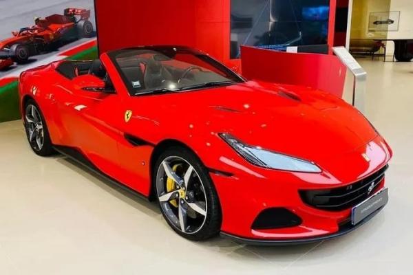 Ferrari Portofino M hơn 15 tỷ đồng tại Thái Lan “cập bến” Việt Nam