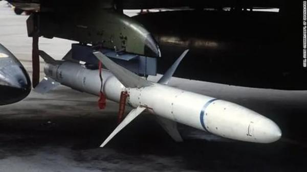 Mỹ thừa nhận đã gửi các tên lửa chống radar cho Ukraine