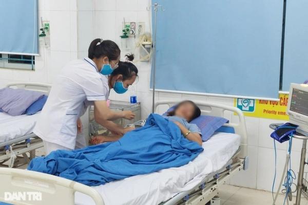 Du khách ngộ độc tập thể ở Đà Nẵng: Không đủ chứng cứ kết luận nguyên nhân