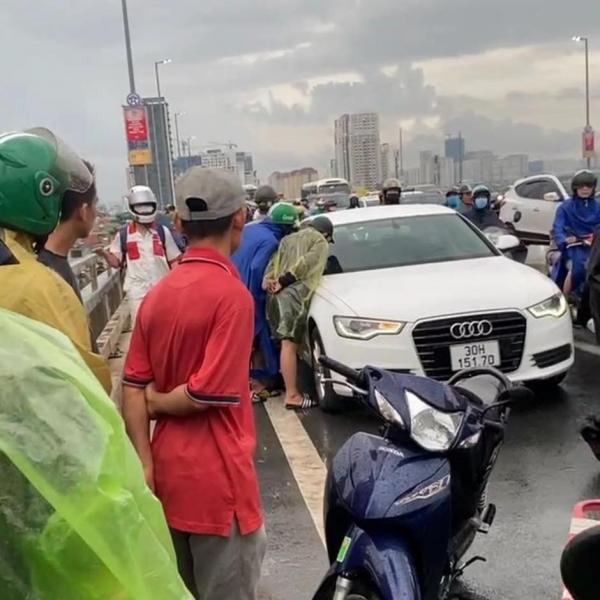 Thông tin từ công an vụ người đàn ông bỏ lại xe Audi, t‌ử von‌g dưới chân cầu Nhật Tân