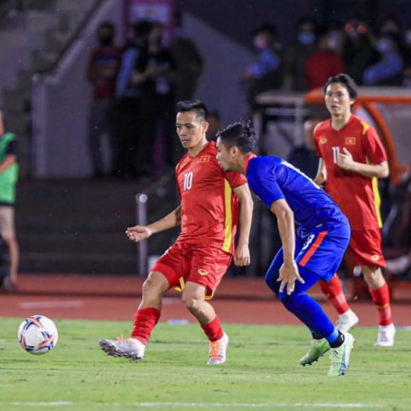 3 câu khen Văn Quyết mở cơ hội đến AFF Cup của HLV Park Hang-seo