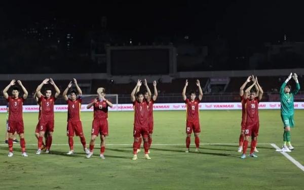 HLV Park Hang Seo: Không có ai chắc chắn được đá AFF Cup 2022