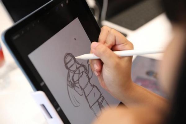 Độc đáo cuộc thi vẽ tranh trên iPad