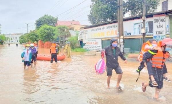 Ứng phó bão Noru, Quảng Trị chủ động cho học sinh nghỉ học để đảm bảo an toàn