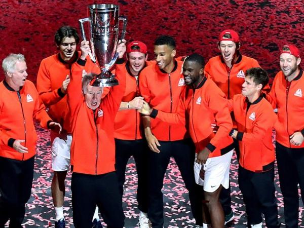 Tennis Laver Cup ngày 3: Tsitsipas thua trận, ĐT Thế giới chính thức đăng quang