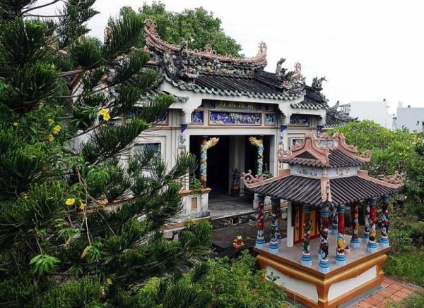 Lăng mộ 3.000 cây vàng nổi tiếng Kiên Giang, khách du lịch nườm nượp ghé tới vì điều này