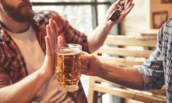 Làm thế nào để uống bia rượu nhưng vẫn có thể đảm bảo sức khỏe?