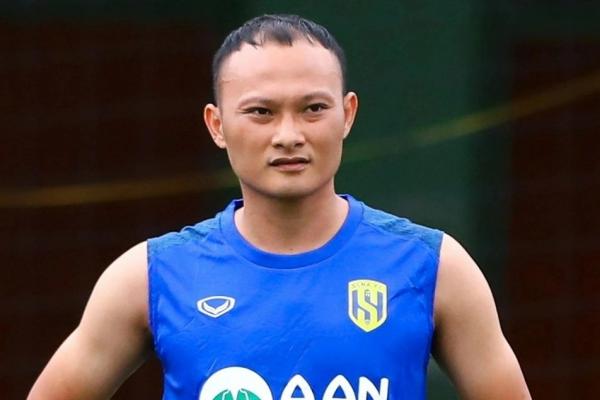 Trọng Hoàng trở lại trước AFF Cup 2022