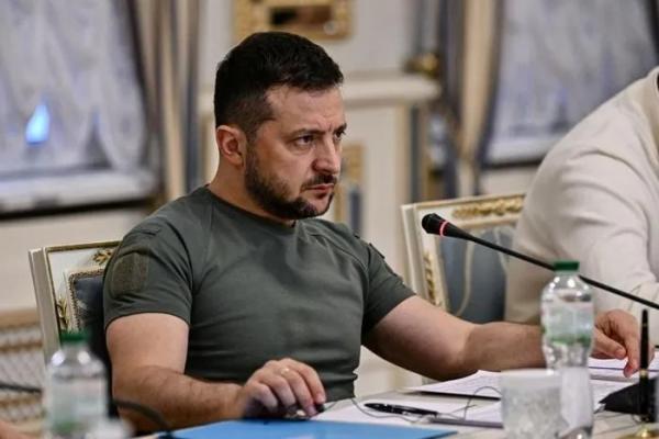 Quan chức an ninh Ukraine họp khẩn, ra “quyết định cơ bản”