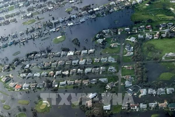 Bão Ian gây ngập lụt nghiêm trọng nhất trong 500 năm tại bang Florida