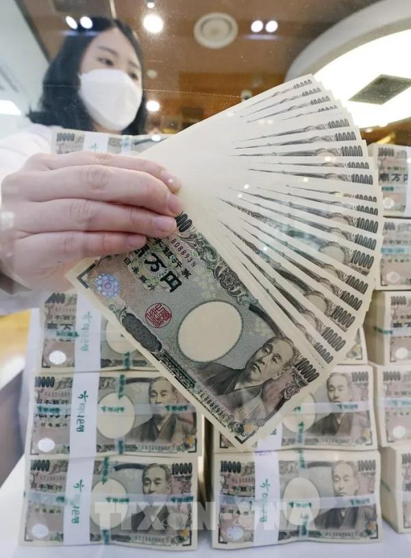 Nhật Bản chi 19,6 tỷ USD để chặn đà giảm của đồng yen