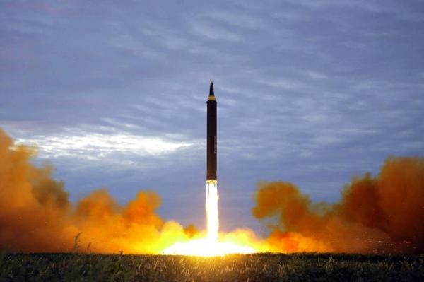 Tên lửa mới phóng của Triều Tiên có tầm xa chưa từng thấy
