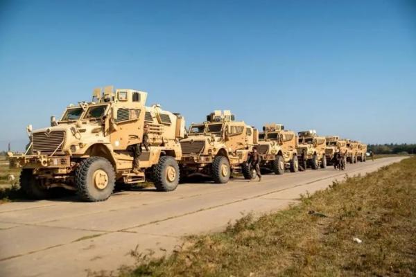 Ukraine nhận 200 xe bọc thép chống mìn MaxxPro từ Mỹ