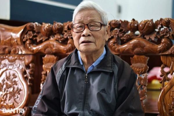 Cụ ông 92 tuổi ở Quảng Nam vẫn tâm huyết với khuyến học, làm từ thiện