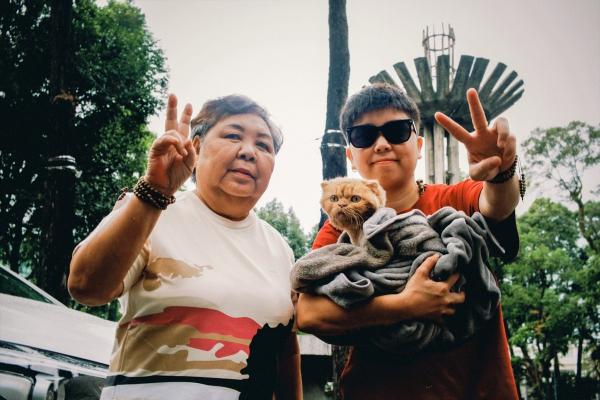 Hành trình xuyên Việt về nhà ăn Tết của giảng viên đại học U80 và con gái
