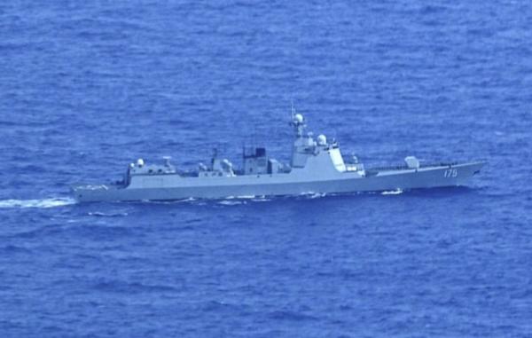 Tàu khu trục Trung Quốc thể hiện khả năng khám phá vùng biển xa