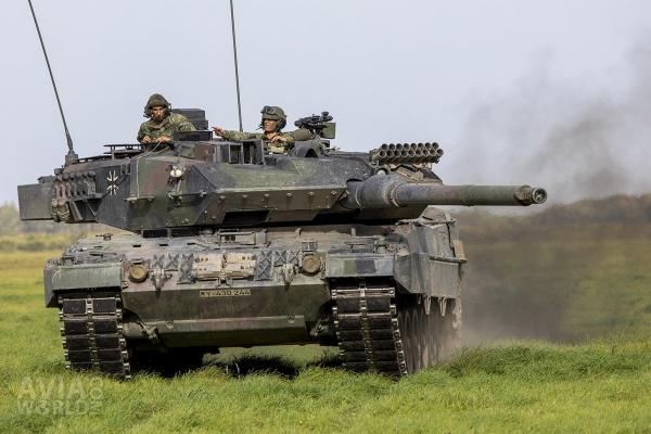 Chuyên gia Nga chỉ ra “tử huyệt” trên xe tăng Leopard của Đức