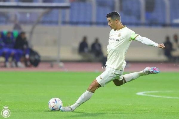 Lập kỷ lục vĩ đại ở Saudi Arabia, C.Ronaldo lên tiếng