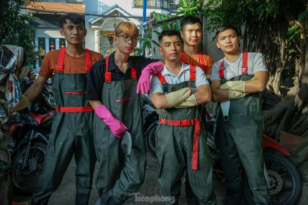 Những bạn trẻ làm chuyện “không giống ai” ở Sài Gòn