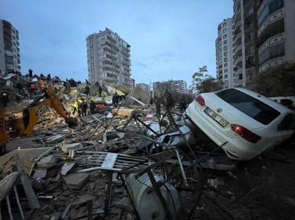 Nhói lòng những hình ảnh tan hoang sau thảm họa động đất ở Thổ Nhĩ Kỳ và Syria