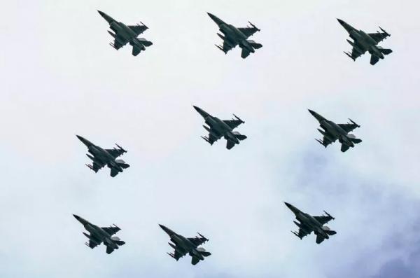 4 yếu tố cản trở phương Tây viện trợ máy bay chiến đấu cho Ukraine