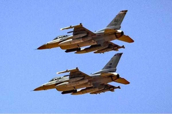 Mỹ điều F-16 ngăn chặn máy bay ném bom Nga gần Alaska