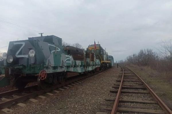 Nghi vấn Nga đưa đoàn tàu bọc thép mang theo vũ khí đặc biệt tới Ukraine
