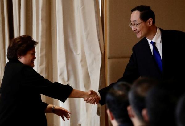 Philippines, Trung Quốc cam kết sử dụng ngoại giao giải quyết tranh chấp ở Biển Đông