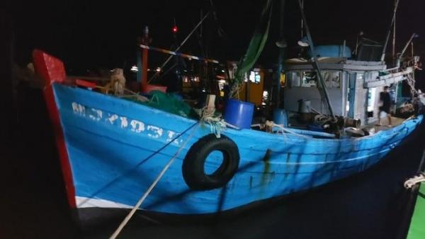 Bà Rịa-Vũng Tàu: Xử lý bốn tàu cá trốn chốt kiểm soát để đi đánh bắt