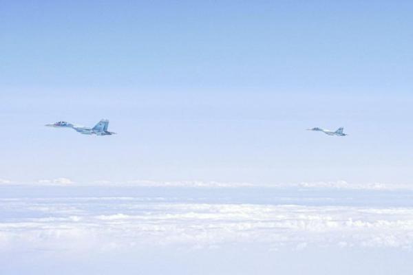 Ba máy bay Nga bị chặn trên biển Baltic