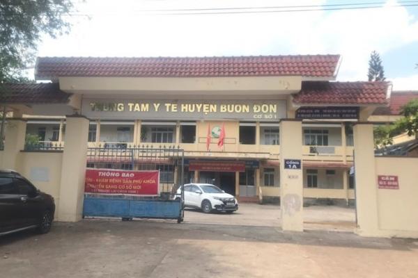 Hàng chục người nhập viện sau khi ăn đám cưới