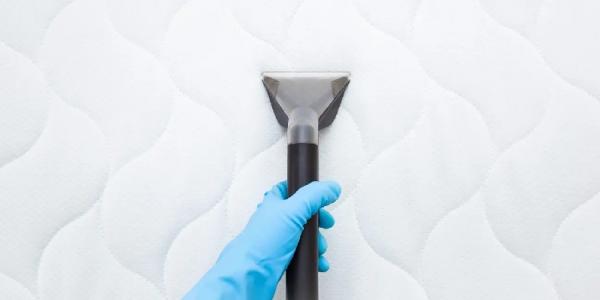 Làm sao để giữ nệm giường ngủ luôn sạch và mới?