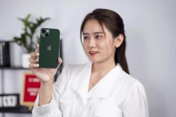 IPhone tại Việt Nam rao bán “rẻ hơn các loại rẻ”, giá iPhone 14 Pro Max phá đáy, chuyện gì đang xảy ra?